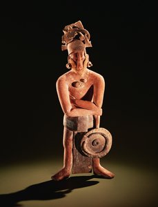 Figura di un guerriero con scudo